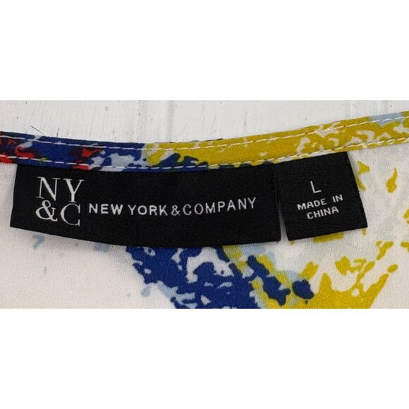 New York & Company Abstract Print T-Shirt Large Short Sleeves Colorful Pullover - Picture 2 of 5